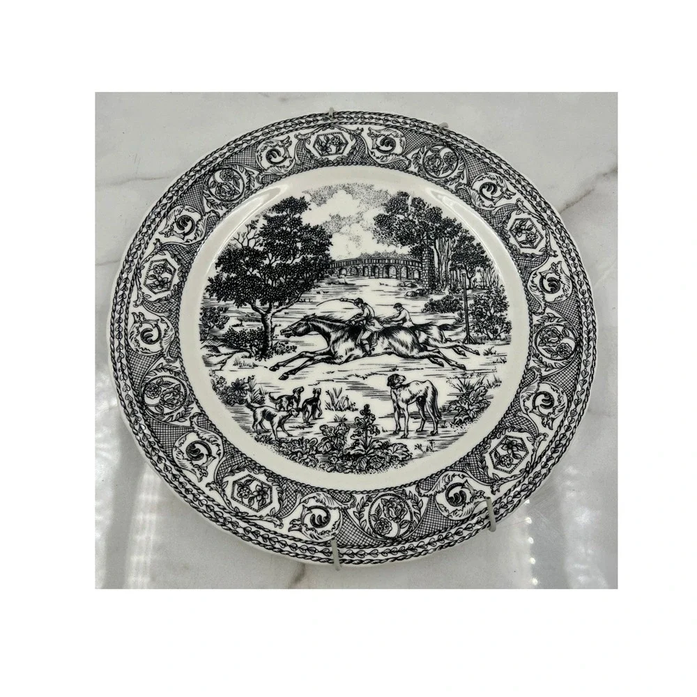Corona St George Black Dinner Plate 11 Inch English Hunting Scene Transferware